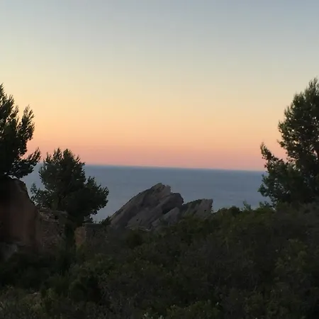 Proche Des Plages Avec Jardin, Garage Et Climatisation Apartmán *